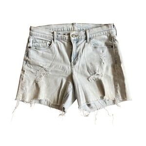 Old Navy Distressed Light wash denim shorts women’s size 6 high rise raw hem